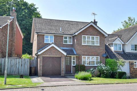 4 bedroom detached house for sale, Rogersmead, Tenterden