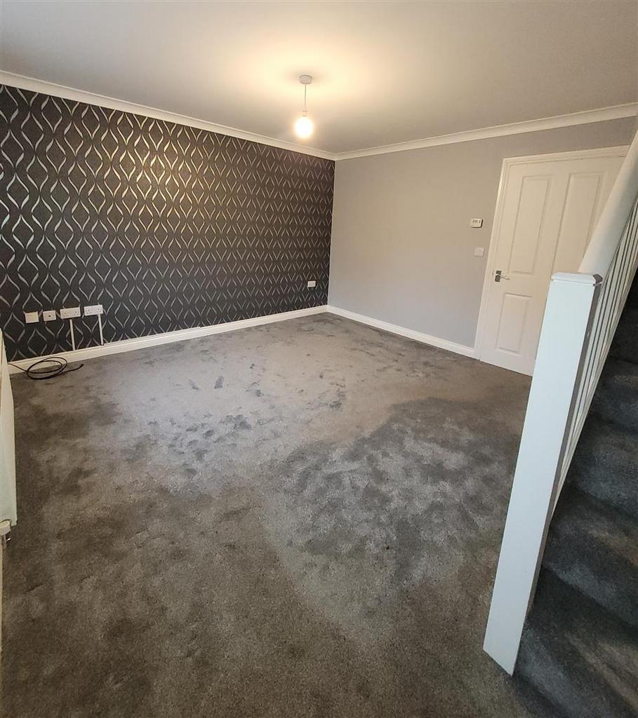 Living room 1.jpg