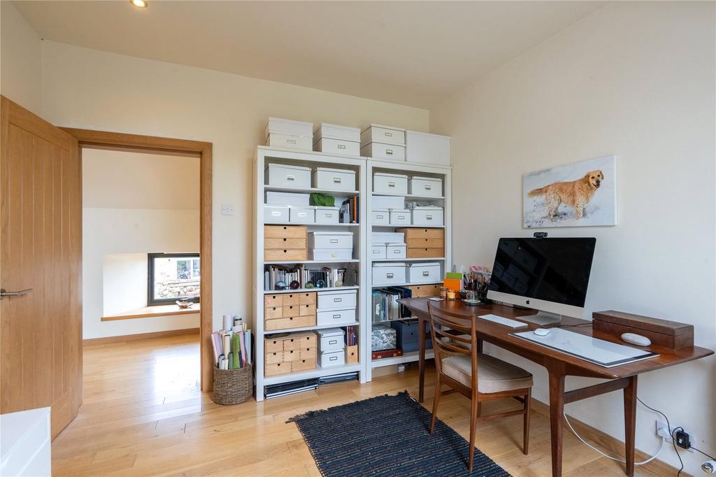 Bedroom/Study