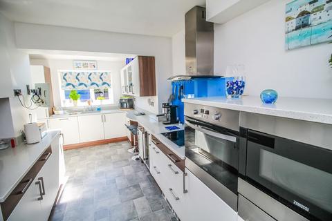 3 bedroom terraced house for sale, Devon Walk, Garden Estate, Washington