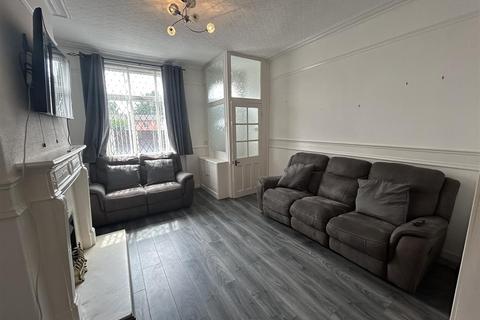 2 bedroom terraced house for sale, Diamond Street, Ashton-Under-Lyne OL6