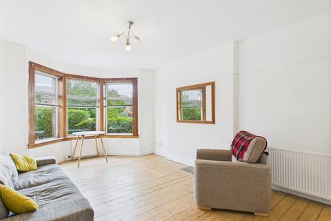 3 bedroom flat to rent, 17 Larchfield Avenue, Flat 0/1, Scotstoun, Glasgow, G14 9BZ
