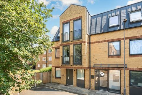 1 bedroom flat for sale, Albion Place, London W6
