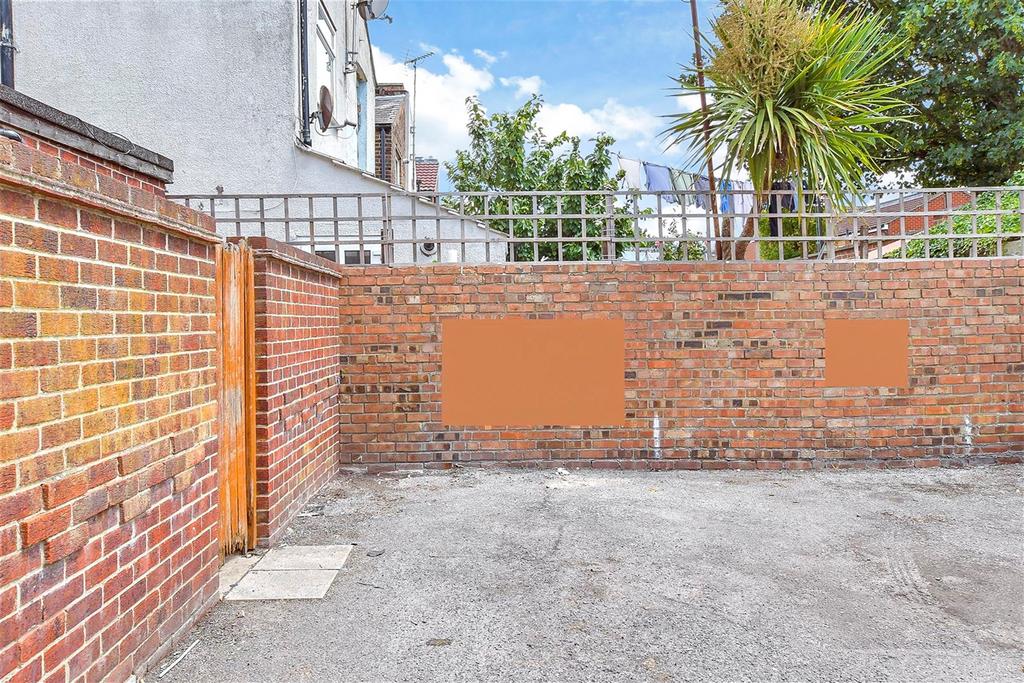 Driveway/Parking