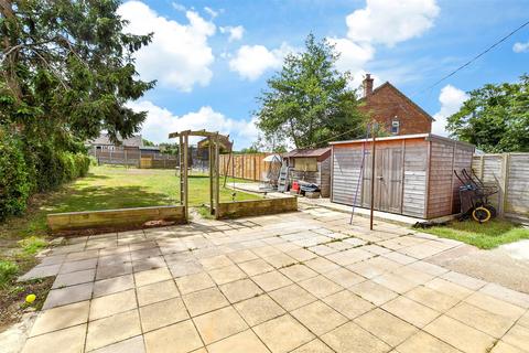 3 bedroom semi-detached house for sale, Herbert Road, Ashford TN24