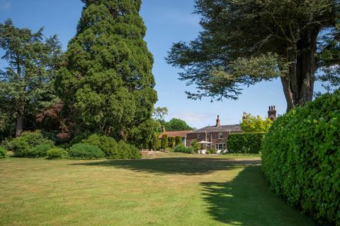 5 bedroom detached house for sale, Weston-Under-Penyard, Ross-on-Wye, Herefordshire, HR9