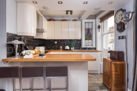 2 bedroom apartment for sale, East Street, Brighton
