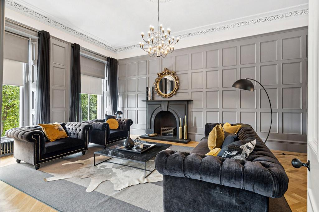 Lounge (1st)