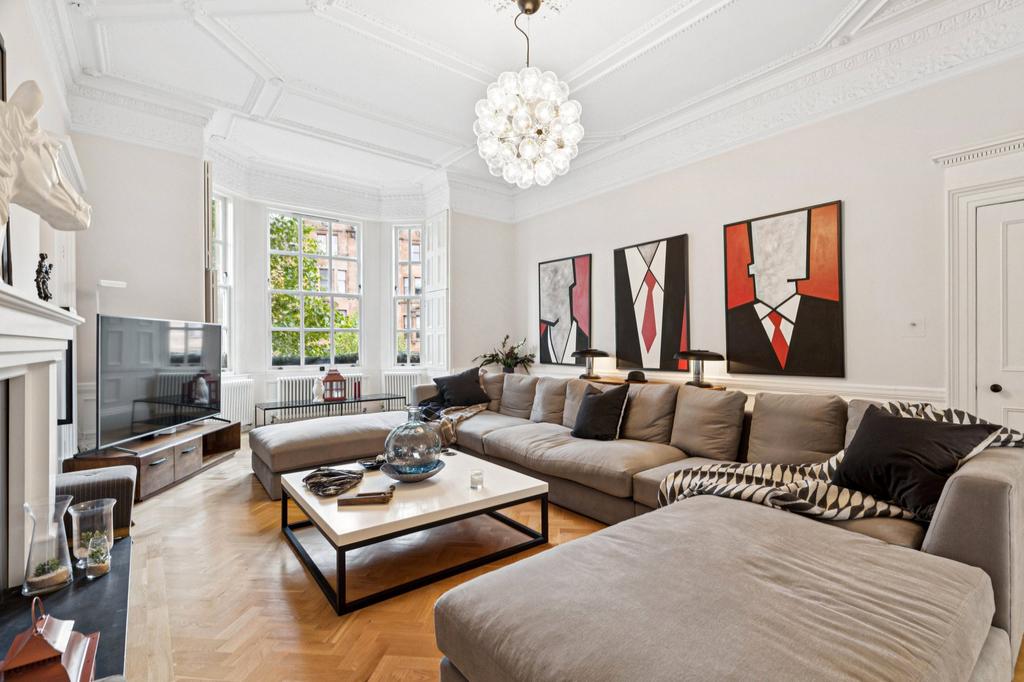 Sitting Room (G.F.)