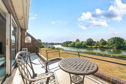 33 Ditton Reach, Thames Ditton, KT7 0XB