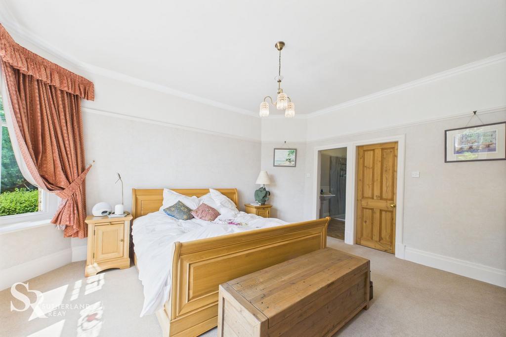 En-suite Bedroom
