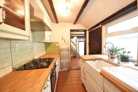 2 bedroom semi-detached house to rent, Boundary Road, Loudwater, Buckinghamshire, HP10