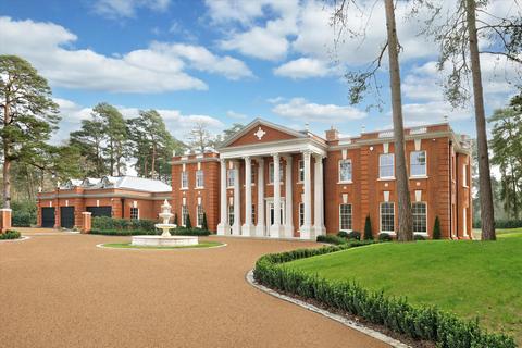 7 bedroom detached house for sale, Sherbourne Drive, Wentworth, Berkshire, SL5