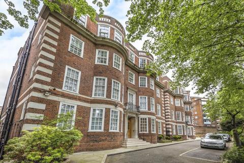 Avenue Lodge,  St Johns Wood,  NW8