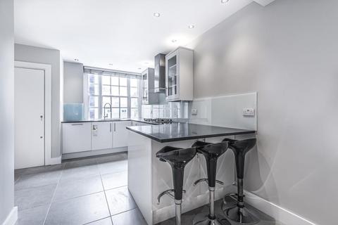 2 bedroom flat for sale, Avenue Lodge, St Johns Wood, NW8