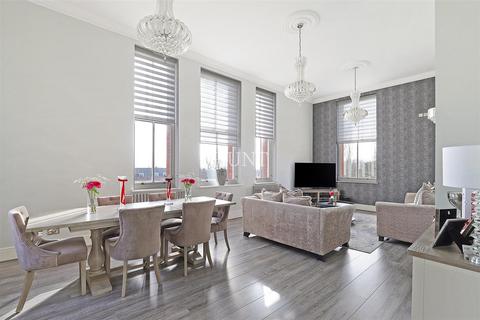 Goldsmith House, Repton Park, Woodford Green