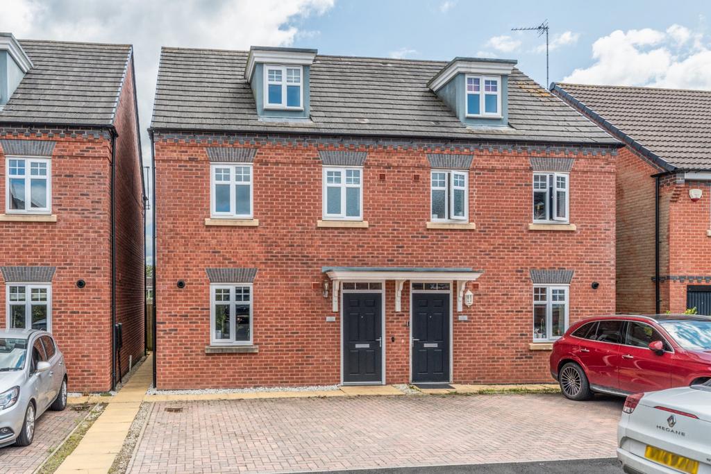 Harris Close Greenlands Redditch B98 3 Bed Semi detached House harris-close-greenlands-redditch-b98-3-bed-semi-detached-house