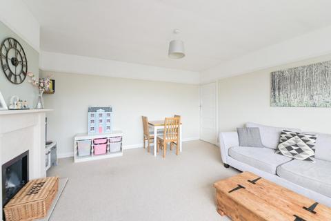 8a The Spinney, Cheam, Sutton, SM3 8JG