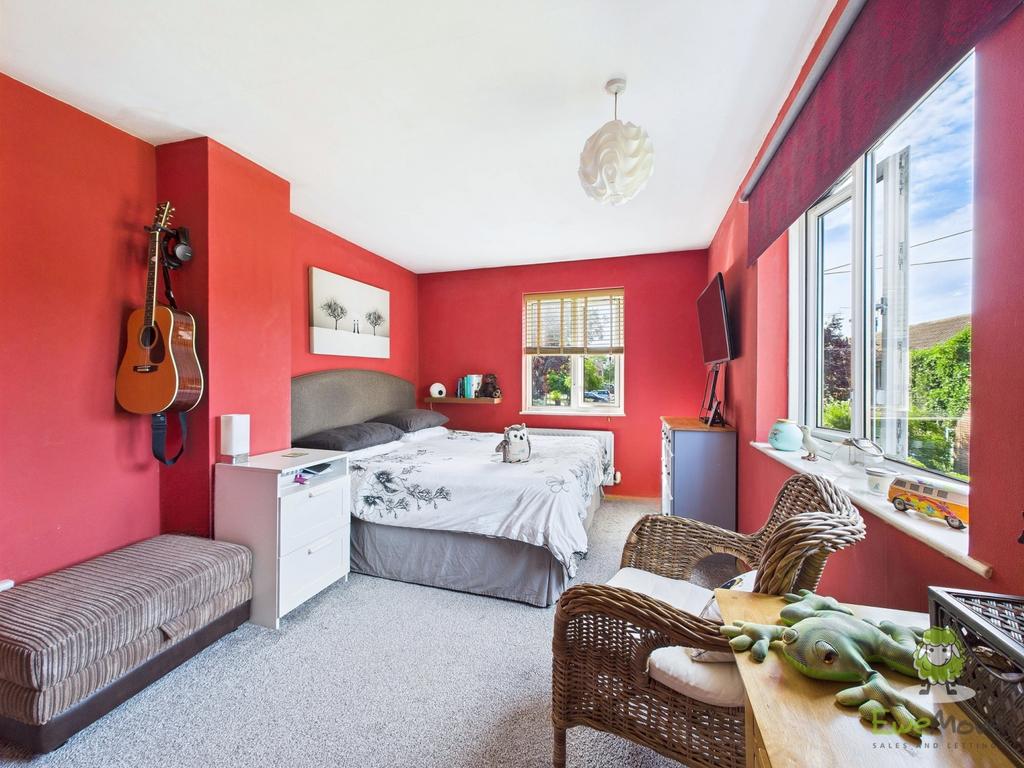 Cam01543 g0 pr0135 still021