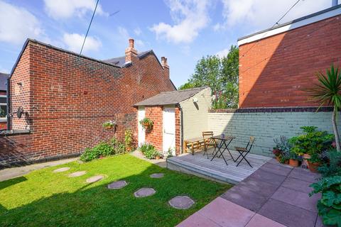 8 Hackthorn Road, Sheffield, S8 8TD
