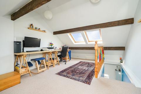 8 Hackthorn Road, Sheffield, S8 8TD