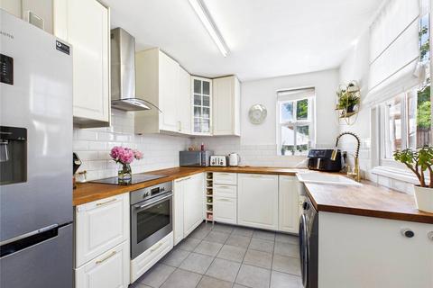 30 Halstead Road, Colchester, CO3 9AE