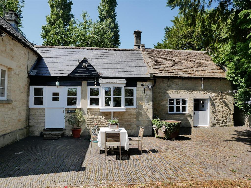 Coach house courtyard