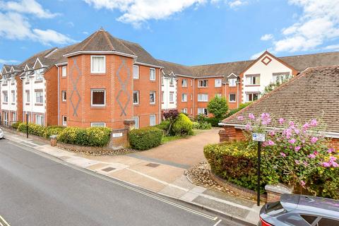 2 bedroom flat for sale, Crocker Street, Newport, Isle of Wight