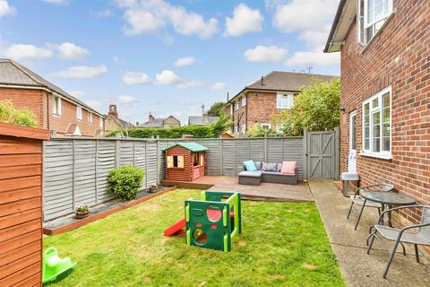 27 Downs View, Dorking, RH4 1PX