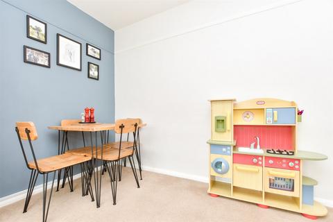 27 Downs View, Dorking, RH4 1PX
