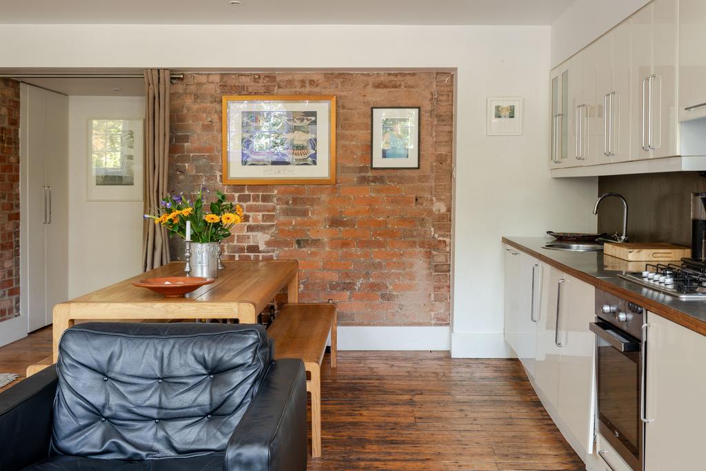 292584 - Flat 8 Hanover Lofts, Brighton BN2 9 YU...