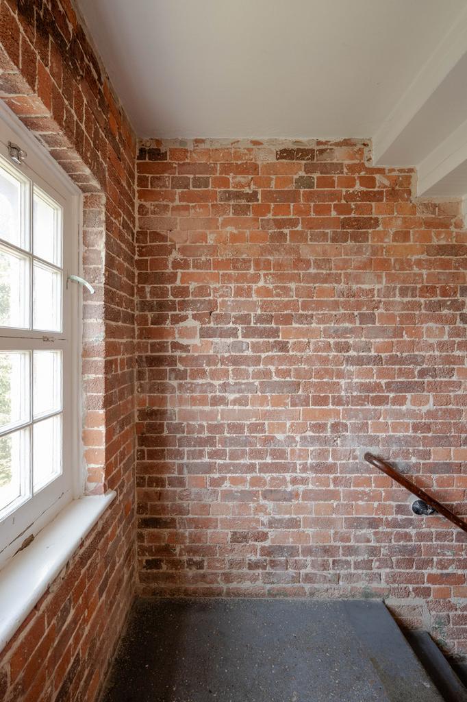 292625 - Flat 8 Hanover Lofts, Brighton BN2 9 YU...