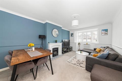 53 Addison Road, Caterham, CR3 5LU