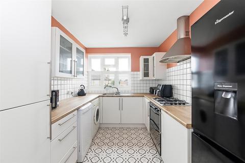 53 Addison Road, Caterham, CR3 5LU