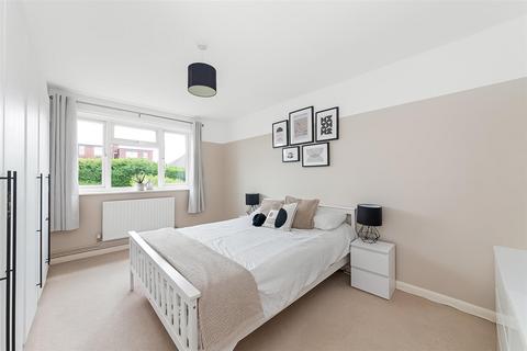 53 Addison Road, Caterham, CR3 5LU