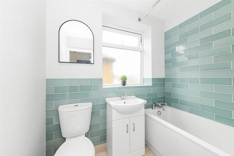 53 Addison Road, Caterham, CR3 5LU