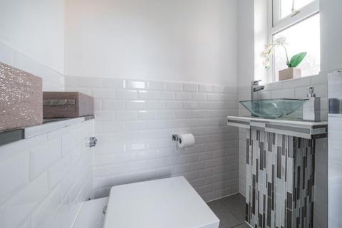 51 Badminton Road, Maidenhead, SL6 4QS