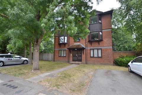 8 Cherberry Close, Fleet, GU51 2TD