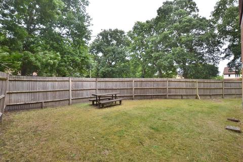 8 Cherberry Close, Fleet, GU51 2TD
