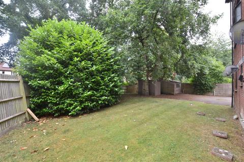 8 Cherberry Close, Fleet, GU51 2TD