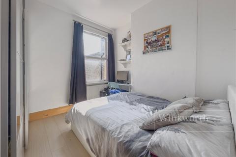 2 bedroom apartment for sale, Windsor Road, London, NW2