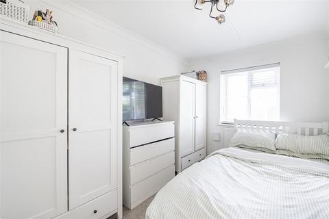 1 bedroom flat for sale, Albany Mews, North Orbital Road, St Albans