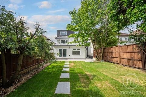undefined, Cheyne Walk, London NW4