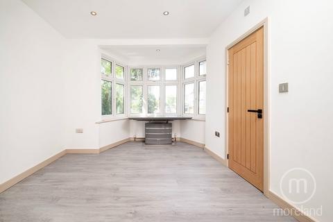 undefined, Cheyne Walk, London NW4
