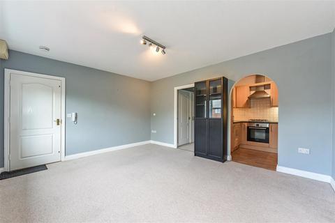 2 bedroom apartment for sale, Mansell Court, Whitchurch