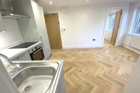 2 bedroom flat for sale, 2 Lon Hendre, Waunfawr, Aberystwyth