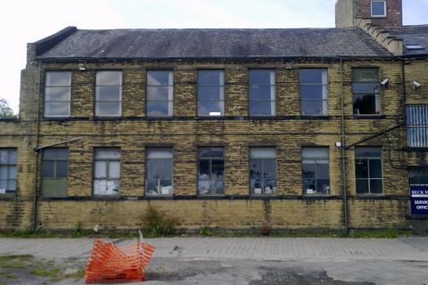 Warehouse to rent, Reva Syke Rd Bradford BD14 6QY