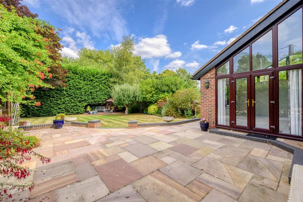 Beville External Shoot (56 of 87).jpg