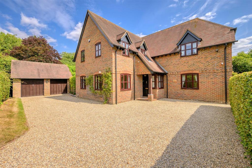 Beville External Shoot (53 of 87).jpg