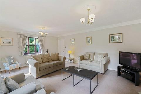 Pond House Cox Lane, Stoke Row, Henley-on-thames, RG9 5QG
